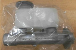 Tokico 46010-D0100 Master Cylinder for Nissan Stanza 1982 1983 2.0L CA20E CA20S - £43.44 GBP