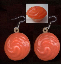 CUPCAKE EARRINGS-Vintage Funky Food Novelty Costume Jewelry-HUGE - £5.57 GBP