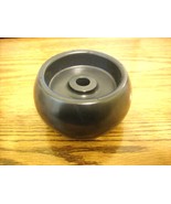 John Deere, Yazoo Deck Roller Wheel 30&quot; Cut M89339, 2302126, 2302-126 - $7.14