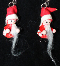 SANTA CLAUS EARRINGS-BEARD-Vintage 3d Christmas Holiday Jewelry - £7.17 GBP