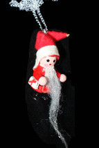 SANTA CLAUS NECKLACE-BEARD-Vintage 3d Christmas Holiday Jewelry - £5.51 GBP