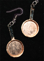 FRYING PAN EARRINGS-COPPER-Cooking Food Charm Novelty Jewelry-SM - £5.60 GBP