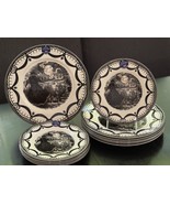 Royal Stafford Halloween Guardian Sorcerer 12 Piece Set - $9,137.96 MXN