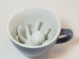 Octopus Creature Cups Mug 11 oz Gray and White Coffee Tea - $14.80