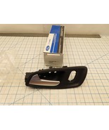 Ford GJ5Z-5822601-BB Interior Door Handle Black Drivers LH - €22,20 EUR