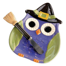 Witchy Owl 9&quot; Ceramic Halloween Cheese Snack Serving Plate with Broom Spreader - £15.46 GBP