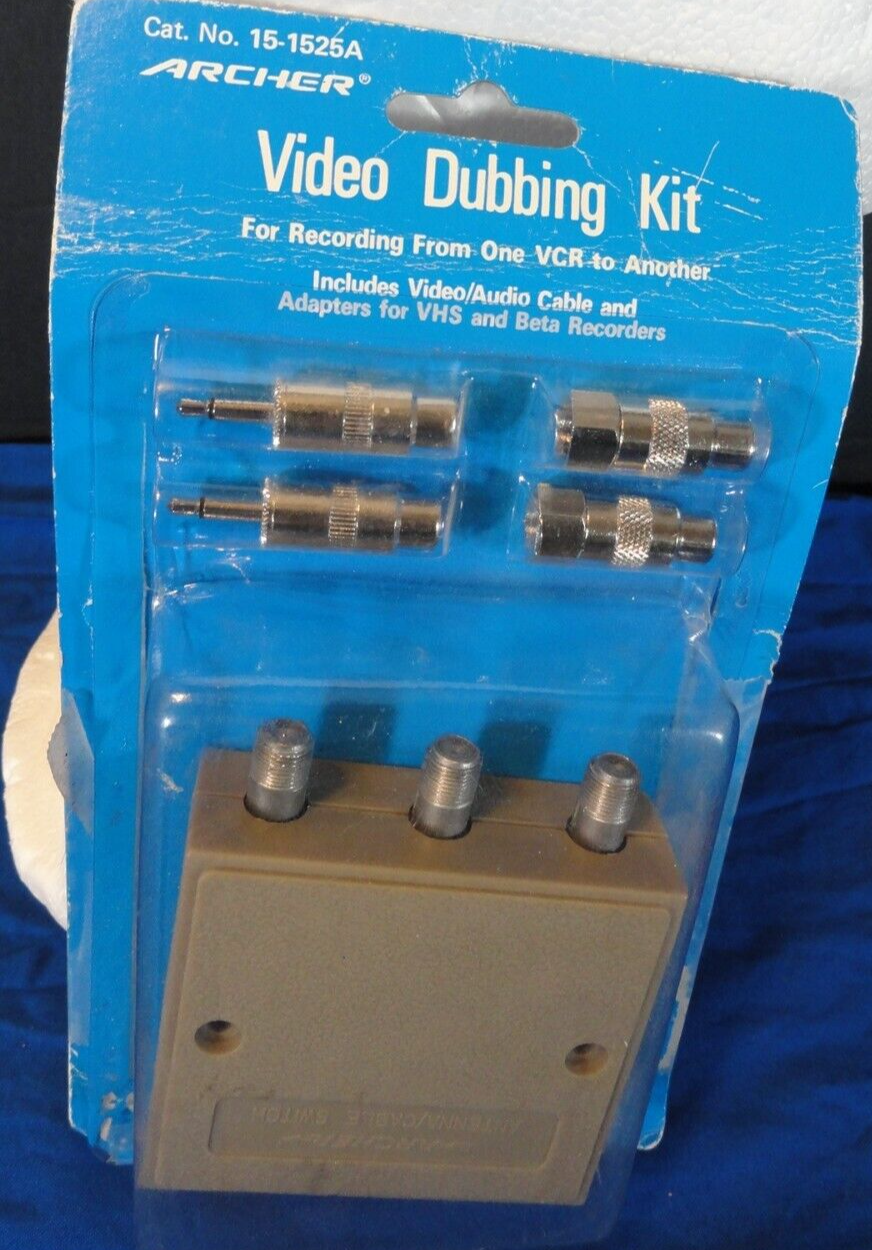 ARCHER DUBBING KIT FOR RECORDING FROM ONE VCR TO ANOTHER GRAY - $8.85