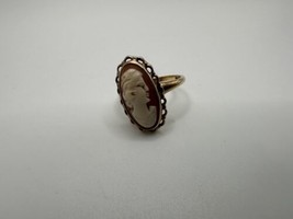 Antique 10k Yellow Gold Victorian Genuine Natural Shell Cameo Ring Size 6 - £234.91 GBP