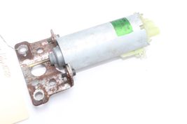 08-13 VOLVO XC70 FRONT RIGHT PASSENGER SEAT ADJUSTMENT MOTOR Q4321 image 3
