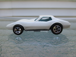Hot Wheels, Corvette Stingray, White, Only in 5 Pack from 1996, Never in... - $4.00