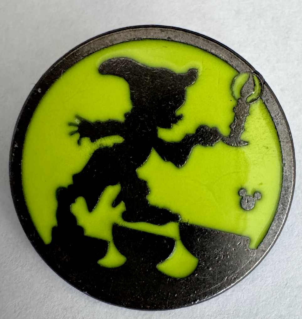 Disney Pin 2015 Hidden Mickey Character Silhouettes Dopey Pin - $8.90
