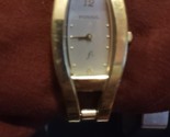 Women&#39;s Gold Tone Ivory Face  Fossil Tank Watch  - $21.00