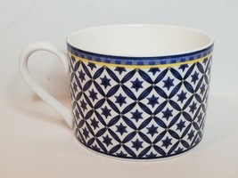 Victoria  &amp; Beale Flat Cup Mug Fine Porcelain Williamsburg Blue Star 9026 - £9.26 GBP