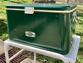 Vintage Thermos Green Metal Cooler 43 Qt with Tray Bottle Openers 22” Ic... - £67.11 GBP