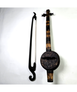Circa 1st Quarter 20th Century Authentic West African Goje with Bow 21&quot; ... - $6,145.62 MXN
