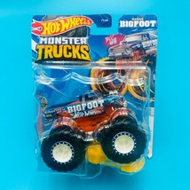 Bigfoot 4x4x4 Hot Wheels Monster Trucks with connect crush and crash car... - $12.72 CAD