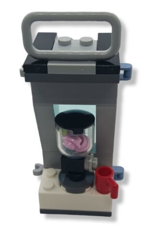 Lego Marvel Avengers Iron Man Hall of Armor 76125 - Kitchen Module Only - $11.83