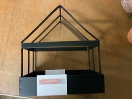 Plant stand - £1.63 GBP