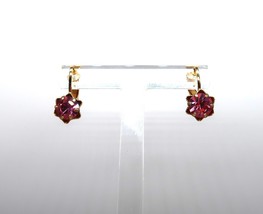 Vintage gold tone pink rhinestone clip on earrings - £9.58 GBP