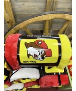 Buccees classic color Plush blanket. Buc-ee’s throw wrap. Lot of 2 - $135.73 CAD