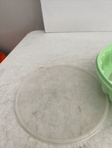 Vintage Tupperware Jello Mold Ring #1201-4 Jadite Green 3 Pieces - JEL-A-RING - £7.03 GBP