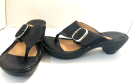 Born Lea Black Leather Thong Heeled Sandals Womens Size 7 - $24.00