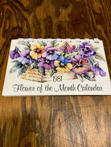 Flower of the month 1981 calendar small spiral bound desk top calendar - $365.53 MXN
