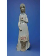 Valencia Porcelain Porcelanas Miquel Requena Girl with Flower Basket 9&quot; ... - $35.70 CAD