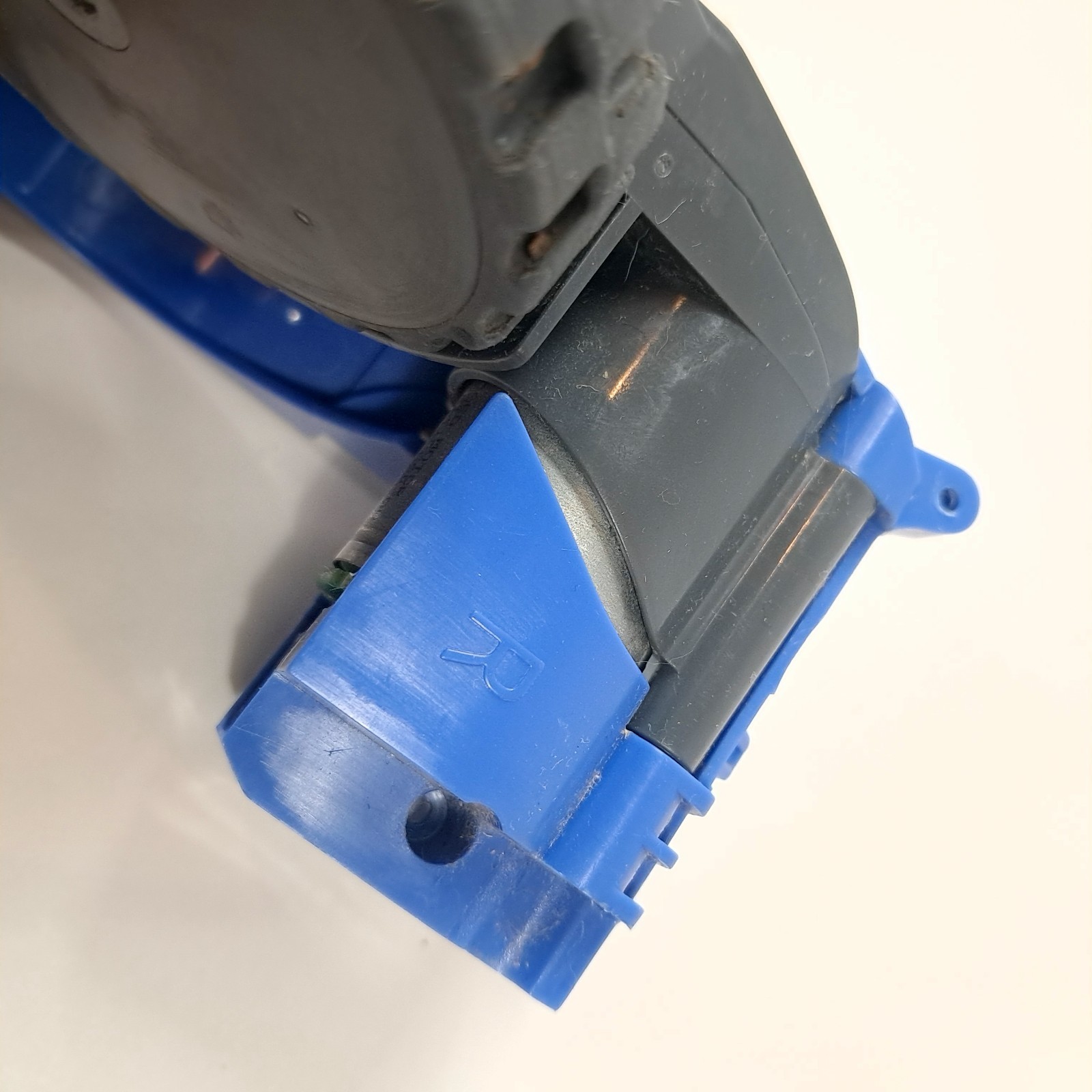 irobot Roomba robot vacuum 650 RIGHT wheel drive assembly 600 genuine OEM part Item image 4