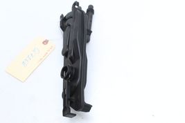 04-10 BMW 525I RADIATOR MOUNTING PLATE BRACKET Q7168 image 3