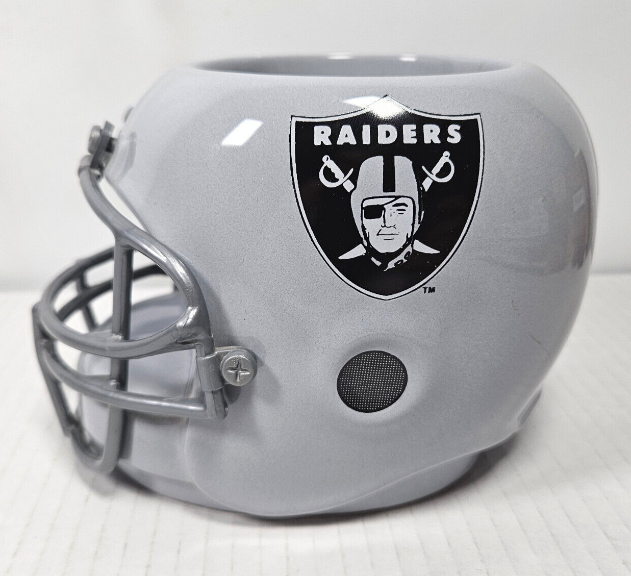 Vintage Ceramic NFL Raiders Helmet Tam 1990 Geerlings Greenhouse MISSING SCREW - £15.68 GBP