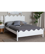 Whitby Modern Oak Brown Wood Full Daybed with Scalloped Edges - $7,403.47 MXN