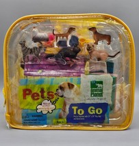 VTG Animal Planet &quot;Pets To Go&quot; Figurines, Play Mat &amp; Backpack - Toys R Us - New - £18.67 GBP