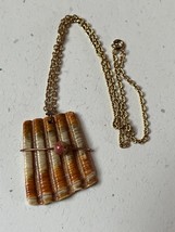 Estate Goldtone Chain w Orange Brown &amp; Tan Striped Seashell Shard w Copper Wire - £11.87 GBP