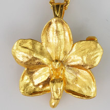 Vintage Risis Singapore 22 K Gold Dipped Small Orchid Necklace Pin Charm Signed - £34.15 GBP