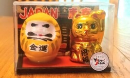 Yokoso Japan! Japanese Souvenir Golden Lucky Cat &amp; Yellow Daruma Doll Prized Set - £13.95 GBP