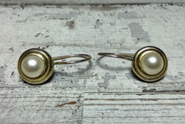 Vintage Goldtone Faux Pearl Round Drop Pierced Earrings Costume 3/8&quot; - £4.62 GBP