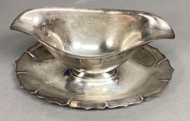 Early American International Silver Company Gravy Boat - 8x5.5” - $261.16 MXN
