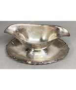 Early American International Silver Company Gravy Boat - 8x5.5” - $19.81 CAD