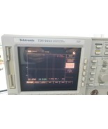Tektronix TDS644A digitizing Oscilloscope 500Mhz FV: v3.8.5e Opt. 13,1F,2F - $2,968.94 CAD