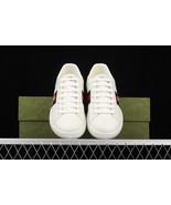 Zapatillas Gucci Ace con Bordado de Abeja: Elegancia Atemporal - $145.00