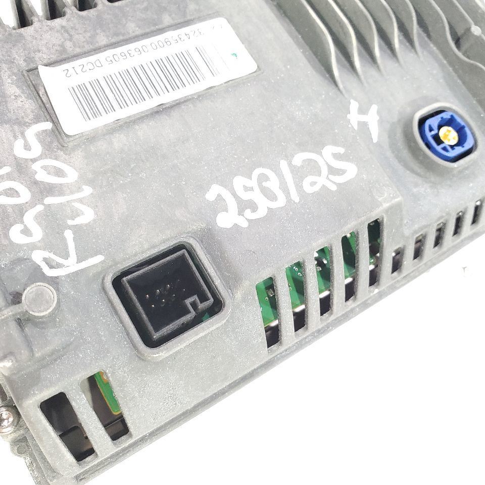 2014 2015 Mercedes E550 OEM Radio Display Screen  Item image 7