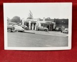 1950s VTG CONOCO Kearney NE Gas Service Station Classic Car Picture Phot... - $11.87