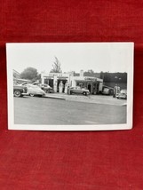 1950s VTG CONOCO Kearney NE Gas Service Station Classic Car Picture Phot... - £9.30 GBP