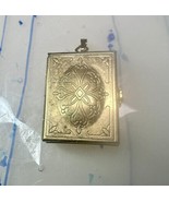 Vintage Multiple photo  book locket pendant women - $1,456.54 MXN