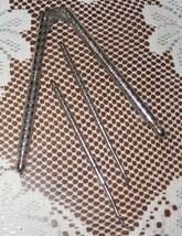 VTG Ornate Metal Hand Nut and Shell Cracker &amp; 2 pc pickset-HMQ-1950&#39;s - $114.21 MXN