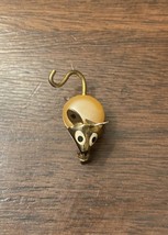 Vintage Mouse Pin Brooch Pearl Goldtone - $9.50