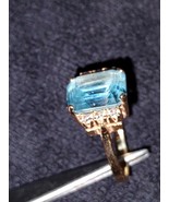 Vintage 1984 Beautiful Ladies Ring 14K  Blue Topaz &amp; Diamonds COA Size 7 - $9,193.22 MXN