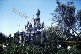 1960 Disneyland Fantasyland Cinderella Castle Kodachrome 35mm Slide - £3.48 GBP