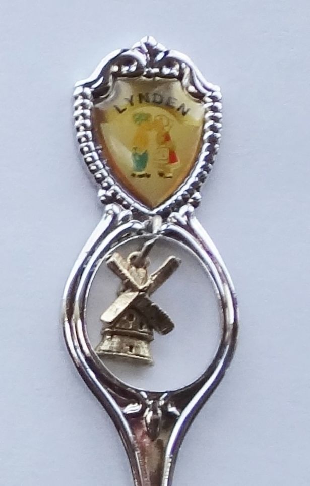 Primary image for Collector Souvenir Spoon USA Washington Lynden Windmill Charm Dutch Children